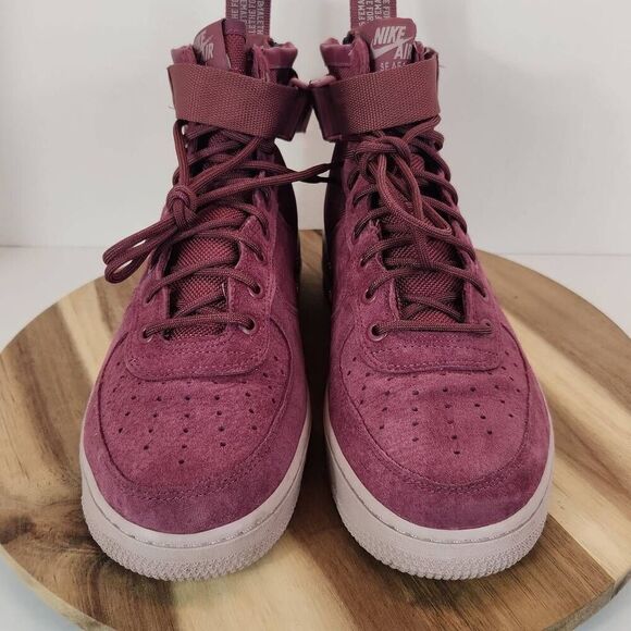 Nike SF Air Force 1 Mid "The Force Is Female" Women's Size 10 Burgandy - Picture 2 of 11